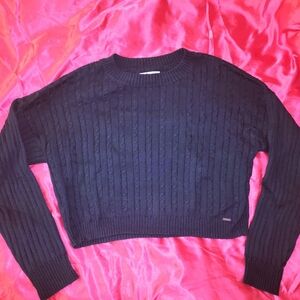HOLLISTER navy cable knit cropped sweater